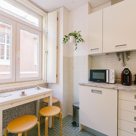 Chiado 2 Bedroom Elegant Apartment Lisbon Exterior photo