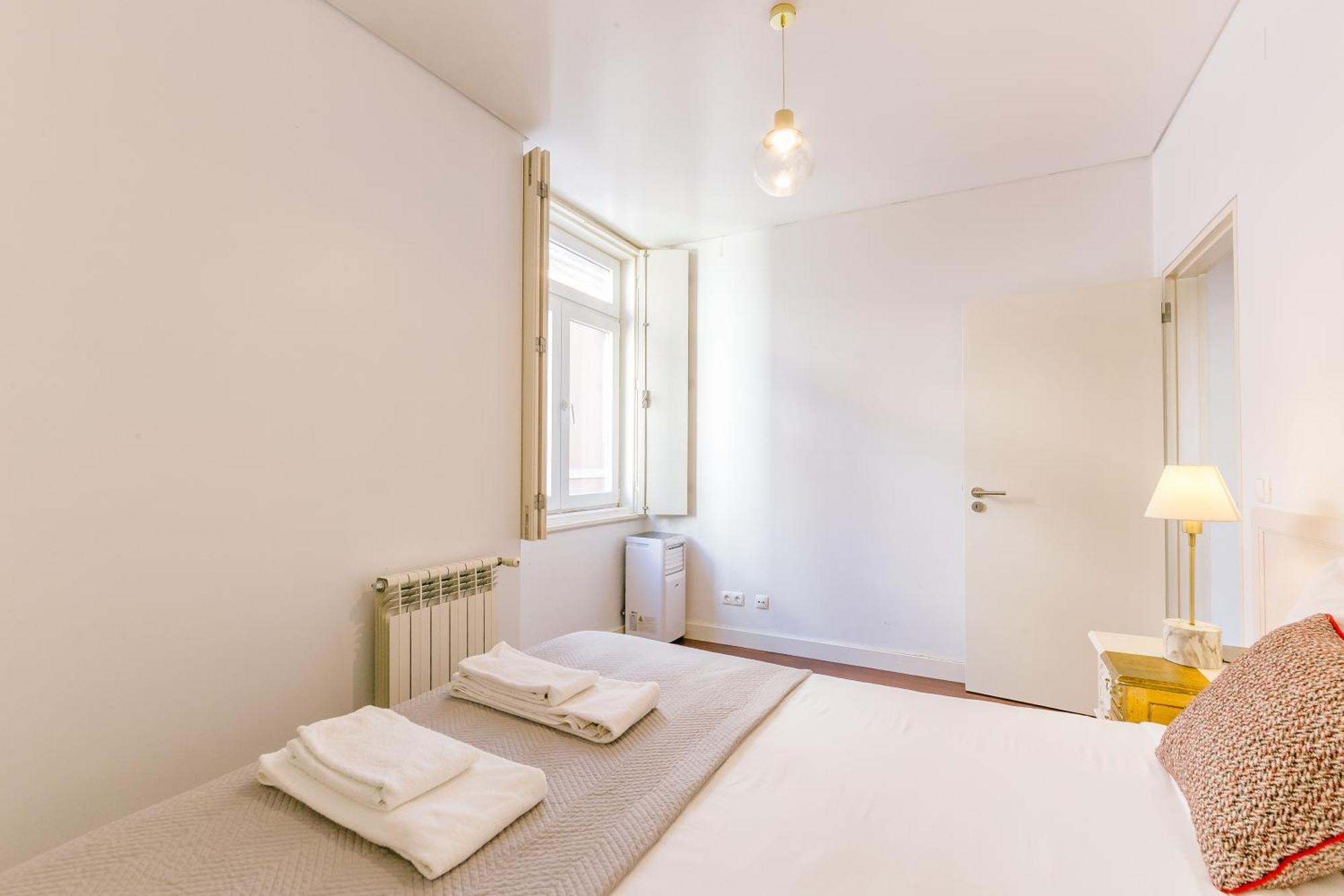 Chiado 2 Bedroom Elegant Apartment Lisbon Exterior photo